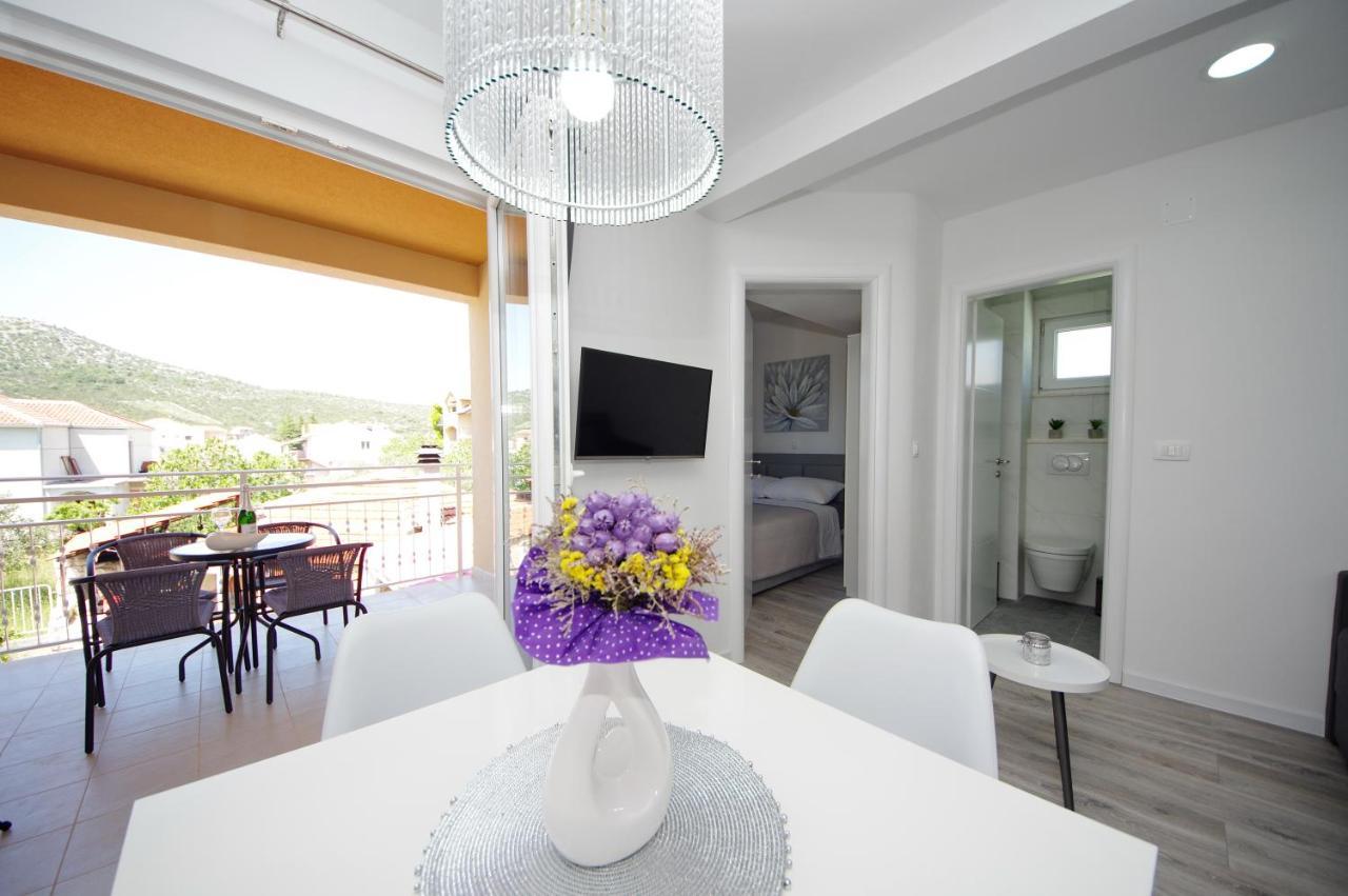 Apartmani Maris Poljica  エクステリア 写真