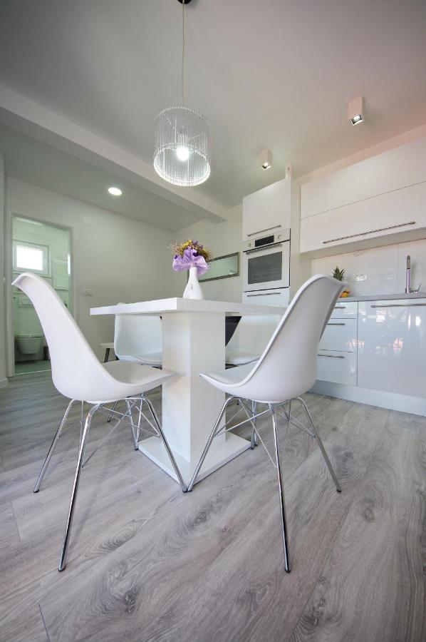 Apartmani Maris Poljica  エクステリア 写真