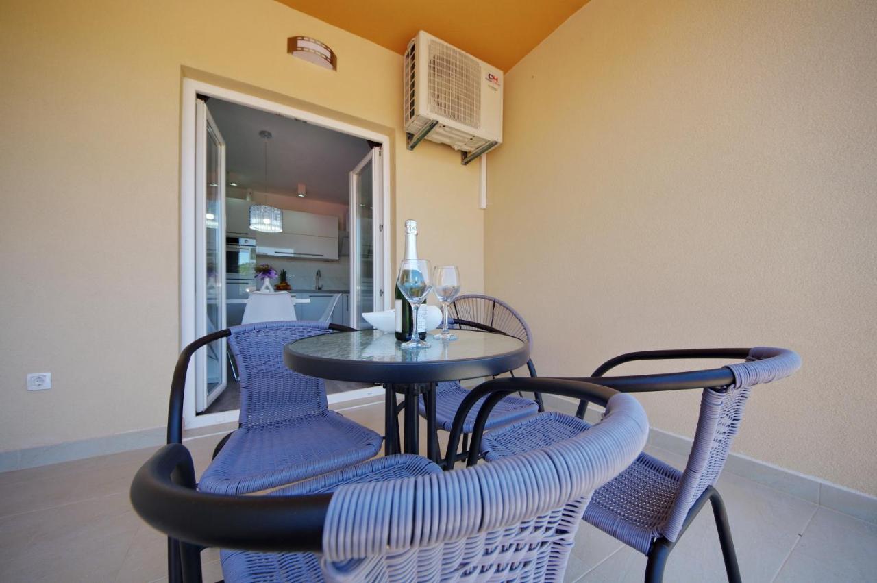 Apartmani Maris Poljica  エクステリア 写真