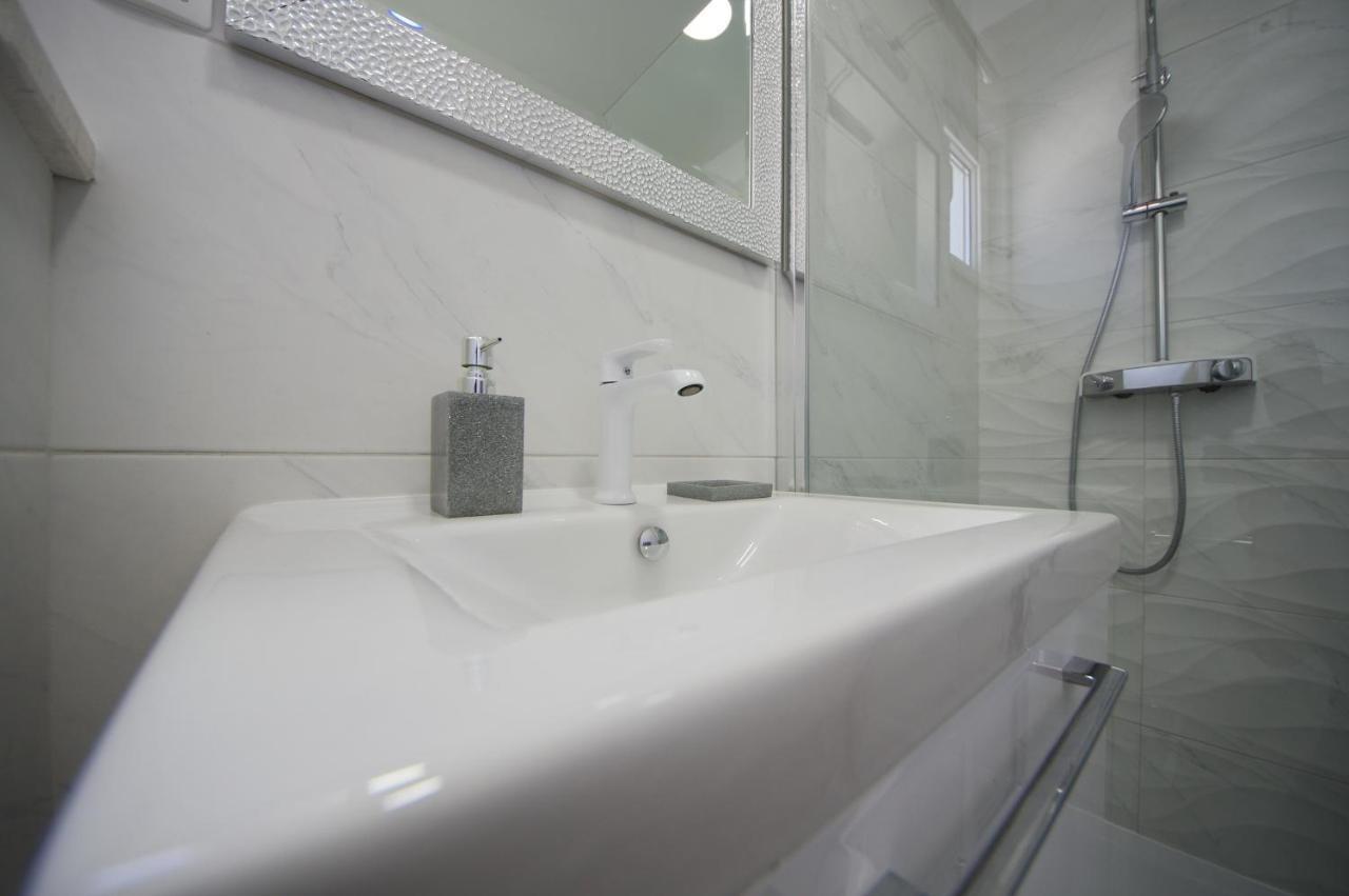 Apartmani Maris Poljica  エクステリア 写真