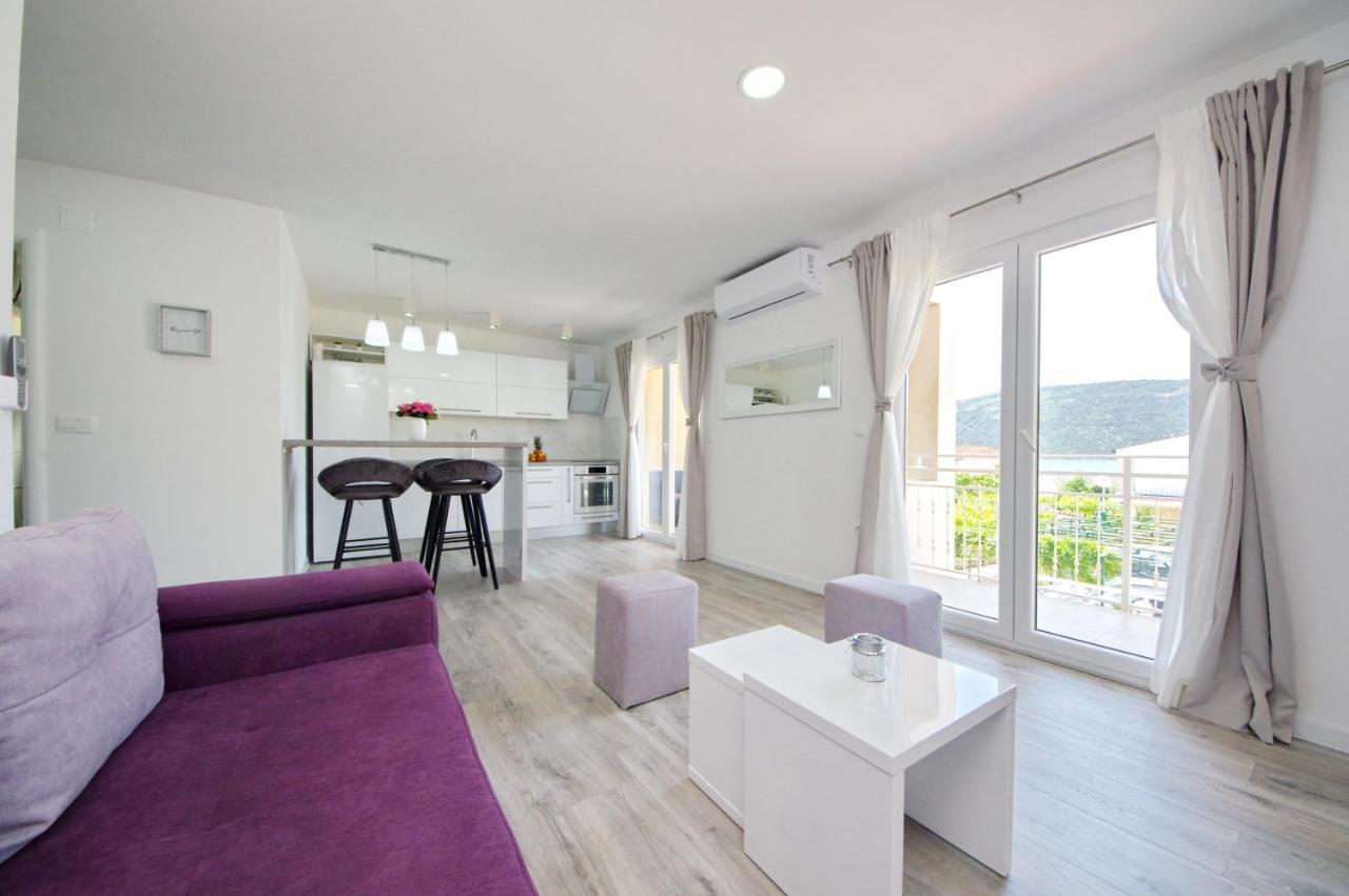 Apartmani Maris Poljica  エクステリア 写真