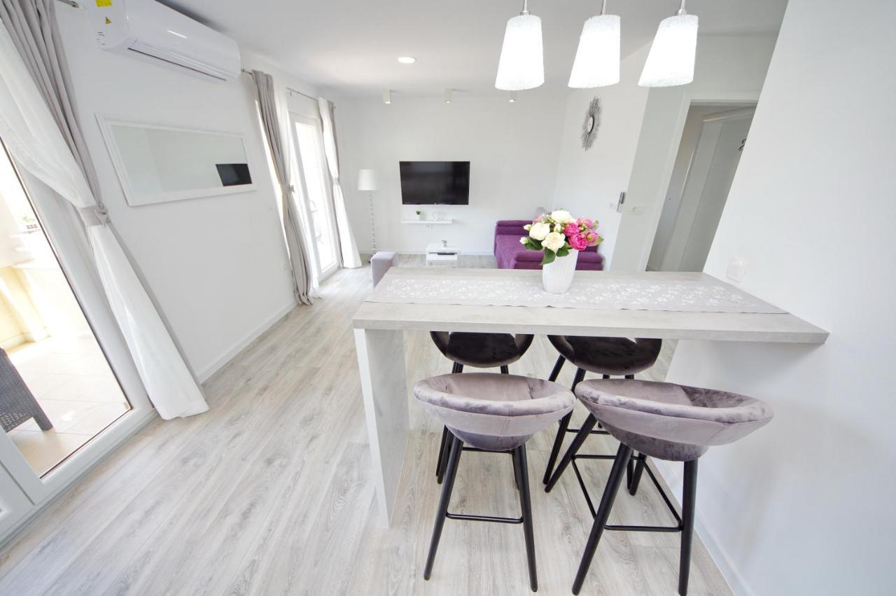 Apartmani Maris Poljica  エクステリア 写真