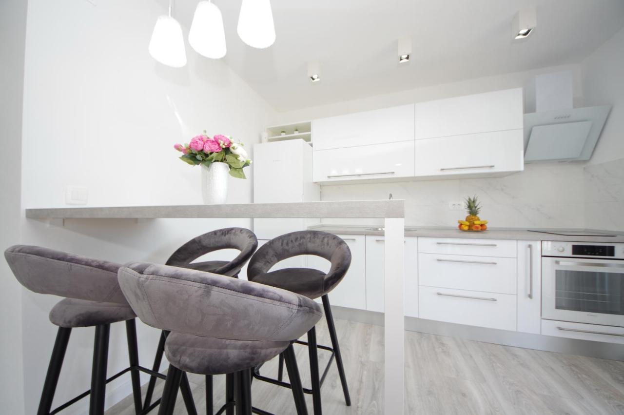 Apartmani Maris Poljica  エクステリア 写真