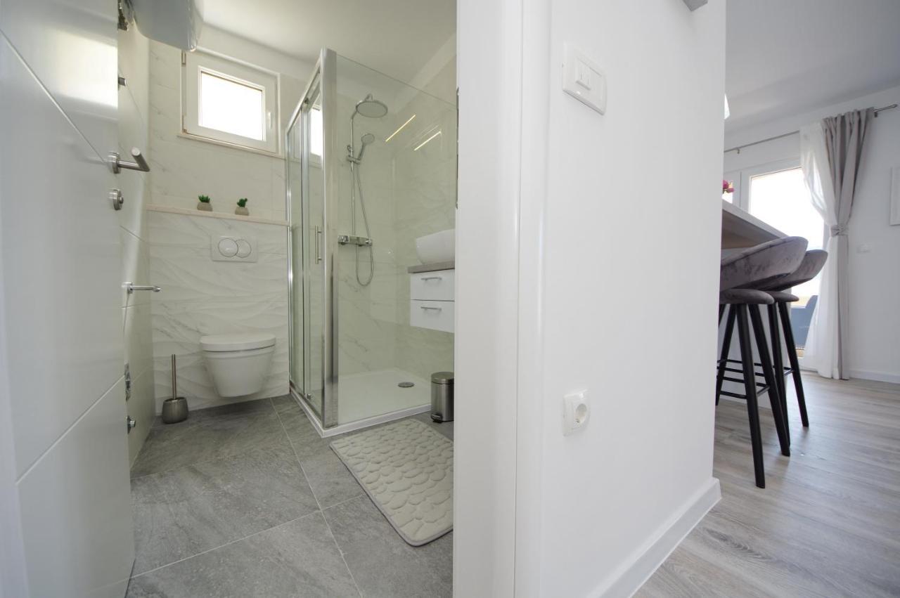 Apartmani Maris Poljica  エクステリア 写真