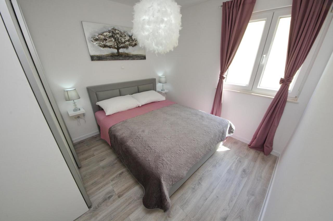 Apartmani Maris Poljica  エクステリア 写真